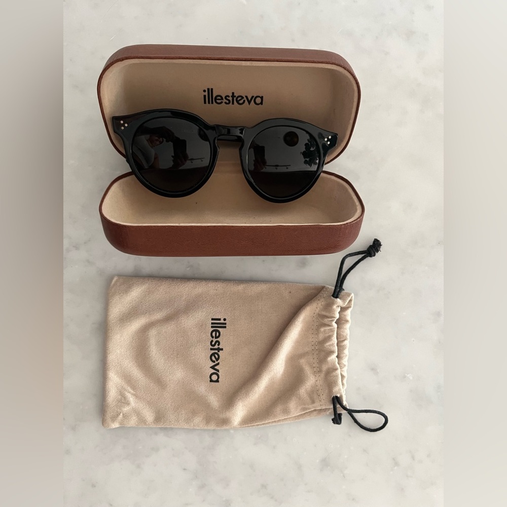 ILLESTEVA Leonard II Sunglasses, Black/Grey